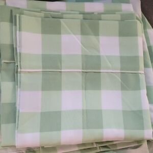 Green White Checkered Split King Sheet Set Deep Pockets  7 Piece